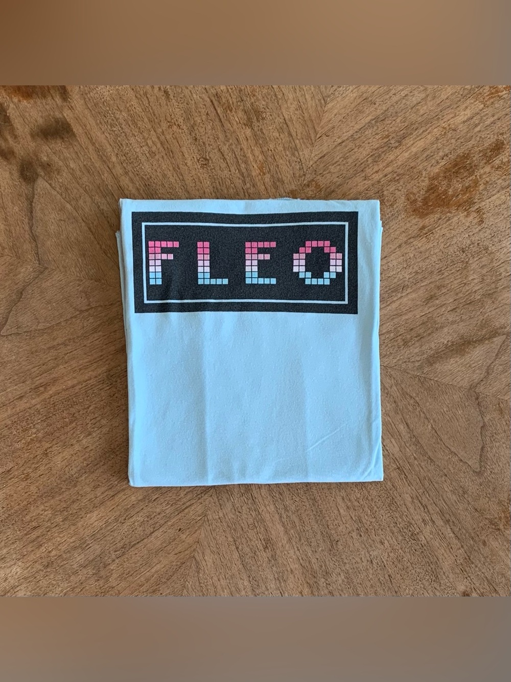 Fleo Volume Logo Baseball Tee